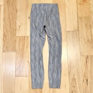 Lululemon Women’s Wunder Under Hi-Rise 7/8 Tight *25"